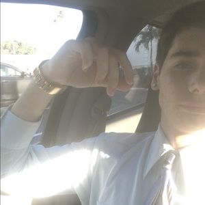 Meet your Posher, Zach